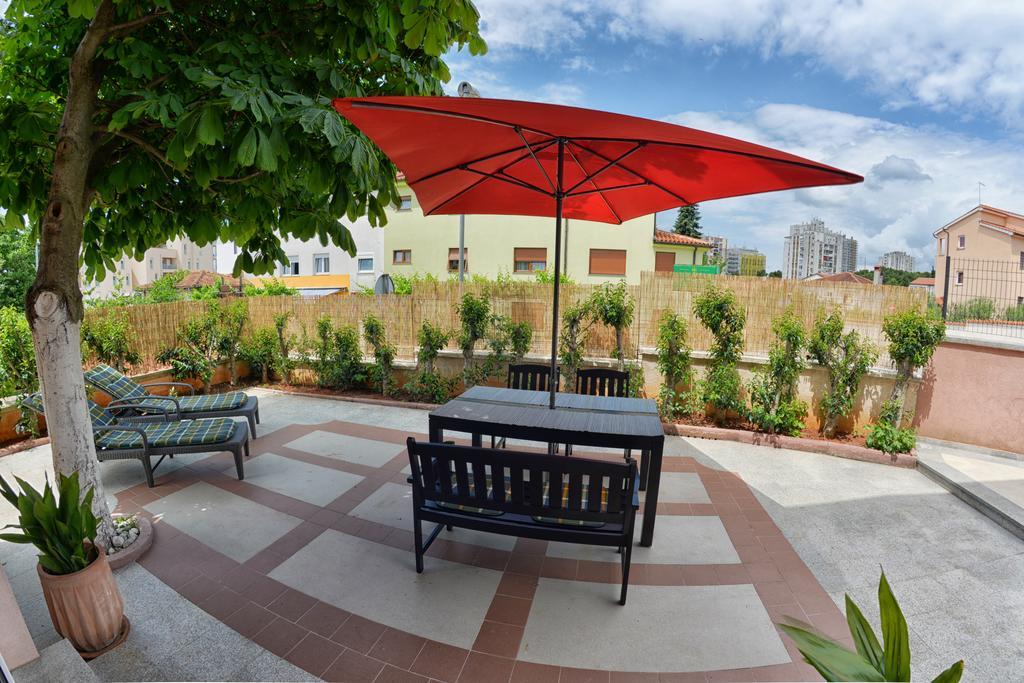 Apartments Sablic Pula Exterior photo